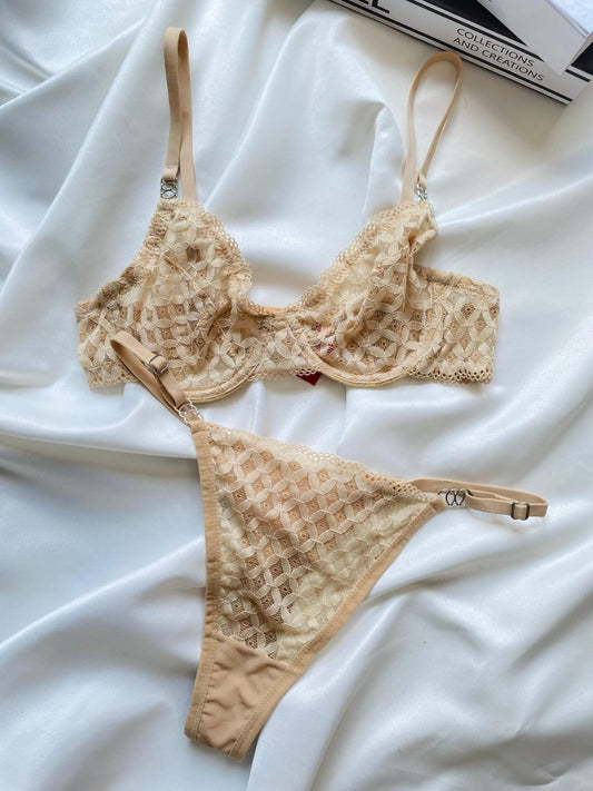 Mia Nude Tanga